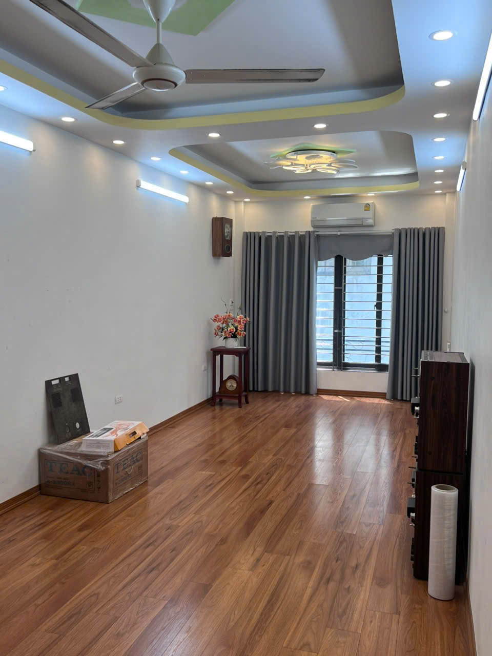 Cho thuê nhà nguyên căn mới kinh kong ngõ 179 Vĩnh Hưng, 33m2 x 5 tầng.3 ngủ khép kín. - Ảnh 2